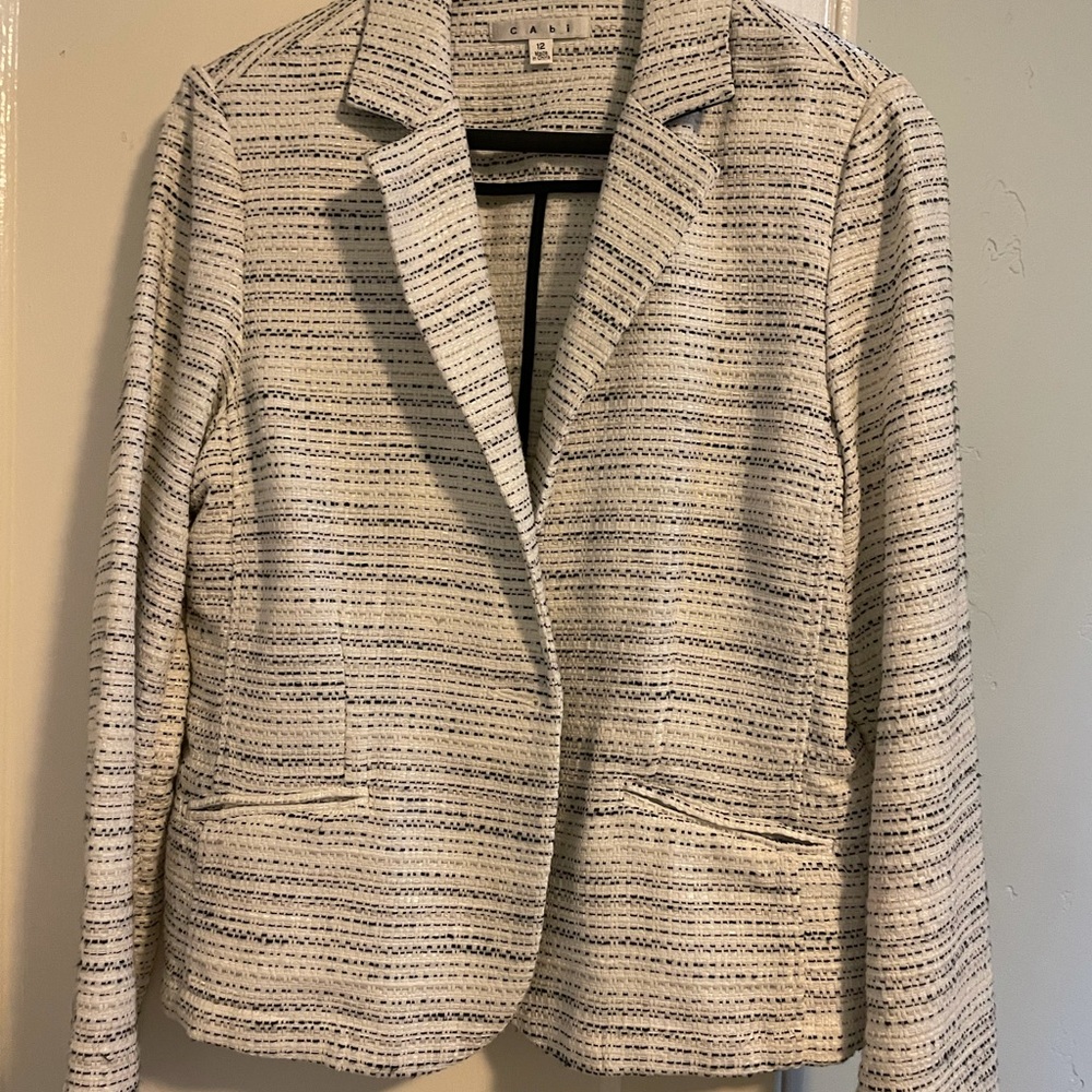 Cabi blazer-Never worn